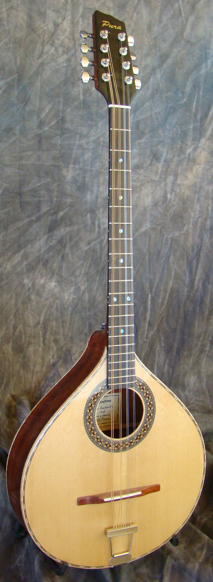 bouzouki